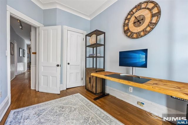 232 Montgomery Street 3, Jersey City, NJ 07302