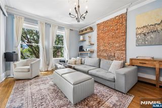 232 Montgomery Street 3, Jersey City, NJ 07302
