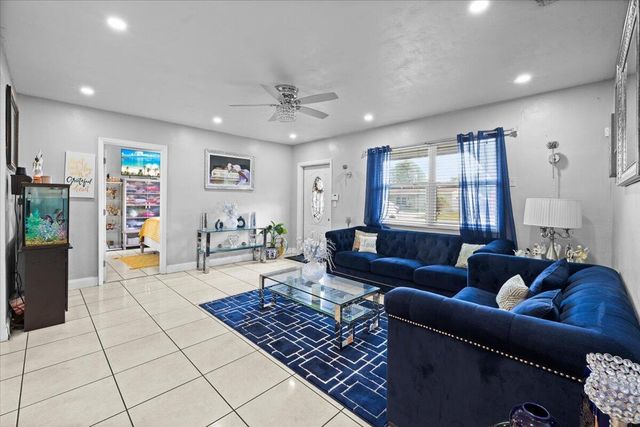 3130 SW 65th Avenue, Miramar, FL 33023
