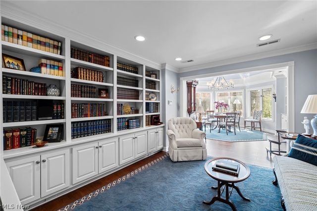 5400 Valley Pky, Brecksville, OH 44141