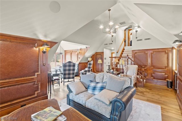 5400 Valley Pky, Brecksville, OH 44141