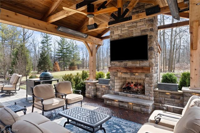 5400 Valley Pky, Brecksville, OH 44141