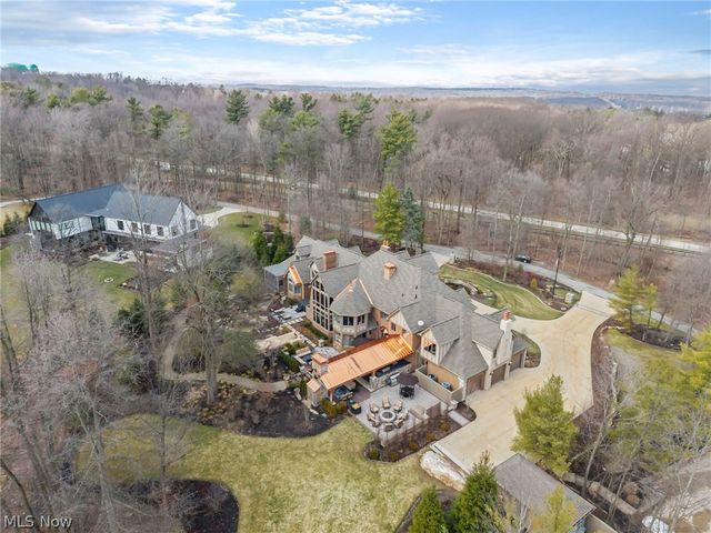 5400 Valley Pky, Brecksville, OH 44141