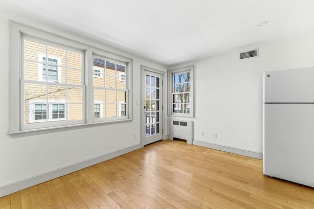 46 Acacia Ave, Newton, MA 02467