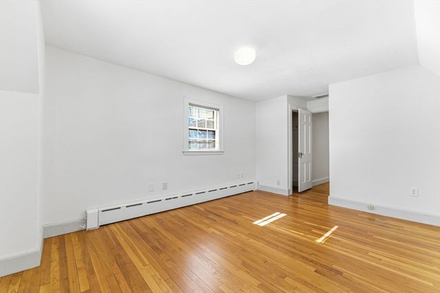 46 Acacia Ave, Newton, MA 02467