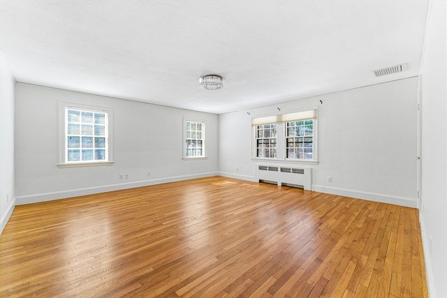 46 Acacia Ave, Newton, MA 02467