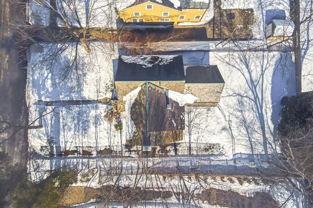 46 Acacia Ave, Newton, MA 02467