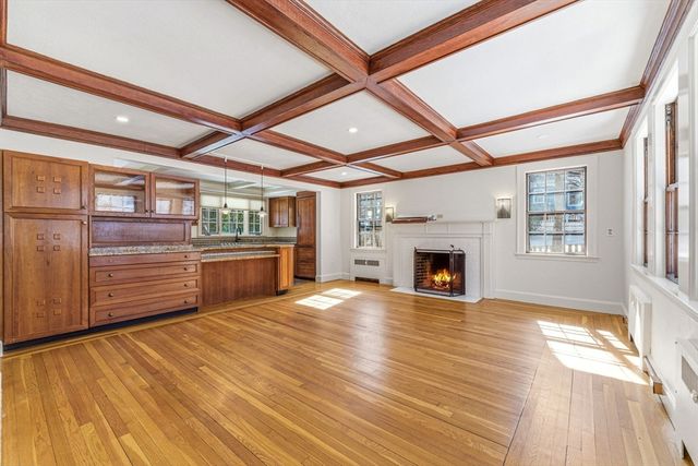 46 Acacia Ave, Newton, MA 02467