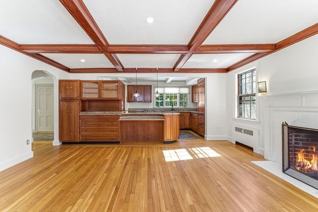 46 Acacia Ave, Newton, MA 02467