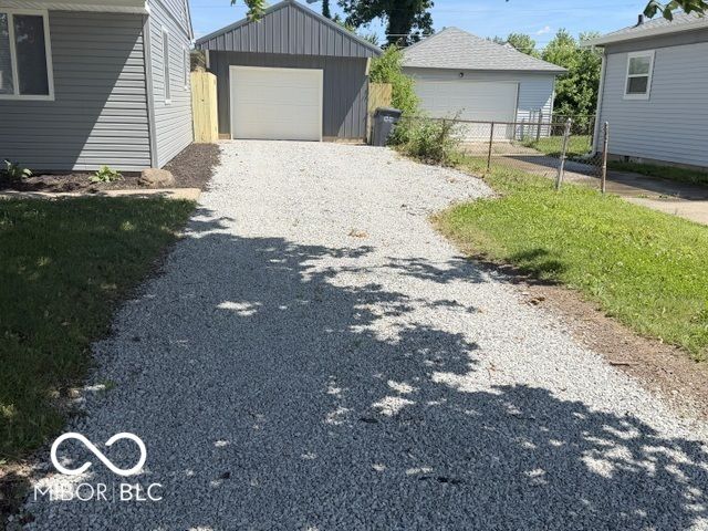 2742 W 18th Street, Anderson, IN 46011