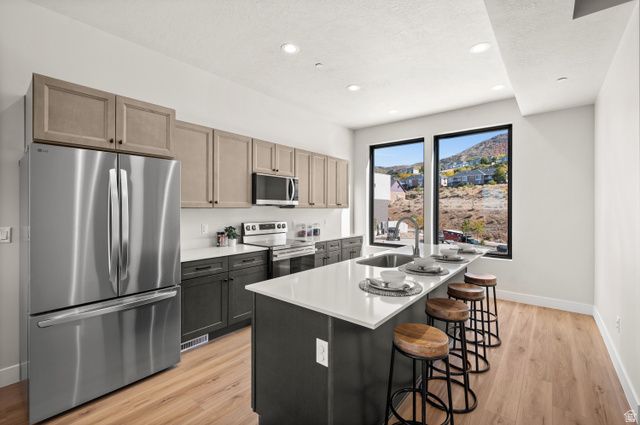 283 E ENDURANCE CIR, Draper, UT 84020