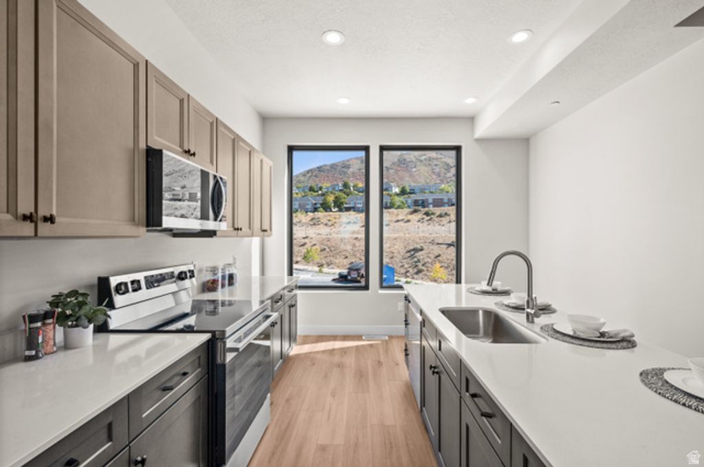283 E ENDURANCE CIR, Draper, UT 84020 — photo 3