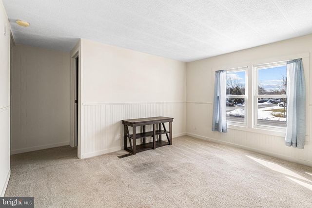 254 RABBIT RUN, North Wales, PA 19454