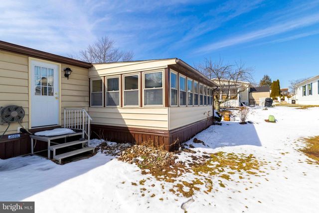 254 RABBIT RUN, North Wales, PA 19454