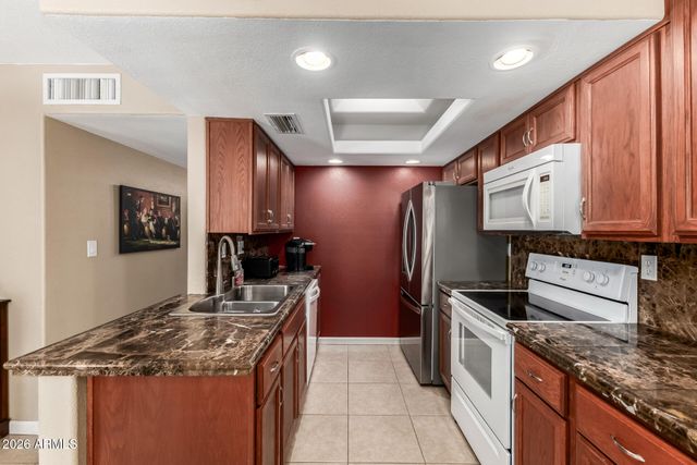 1916 W MORNINGSIDE Drive 73, Phoenix, AZ 85023