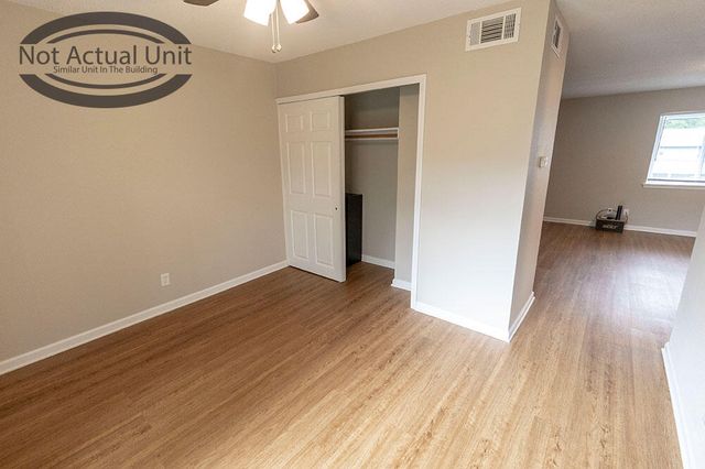 105 N GARTH AVE 23, Columbia, MO 65203