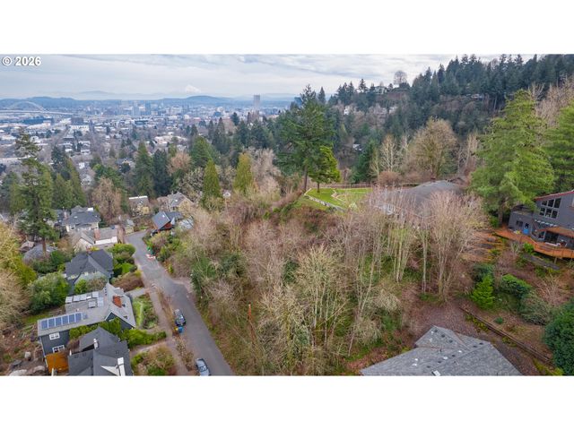 Nw SAVIER St, Portland, OR 97210