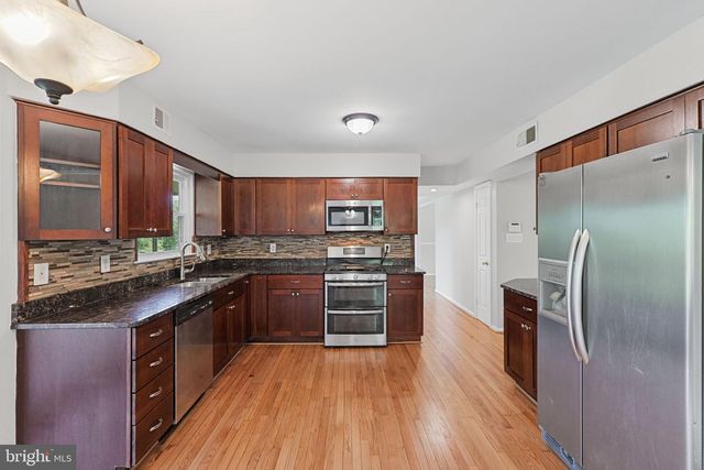 18906 IMPULSE LN, Gaithersburg, MD 20879
