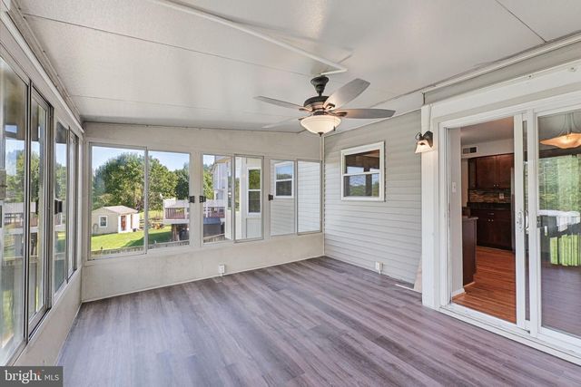 18906 IMPULSE LN, Gaithersburg, MD 20879