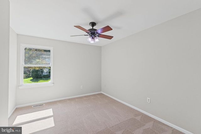 18906 IMPULSE LN, Gaithersburg, MD 20879