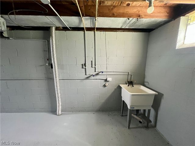 3059 E 73rd Street, Cleveland, OH 44104