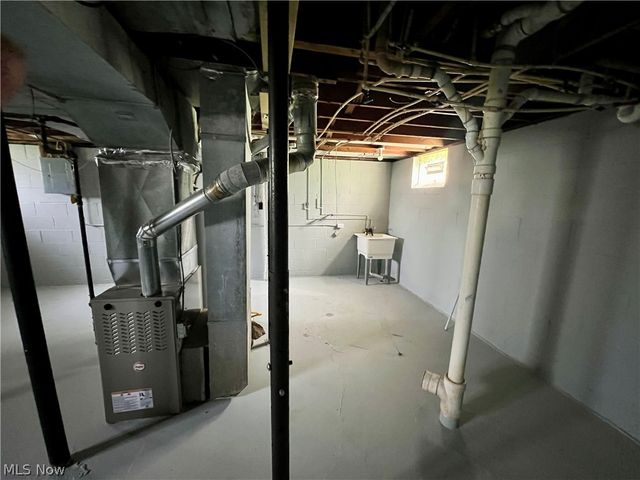 3059 E 73rd Street, Cleveland, OH 44104