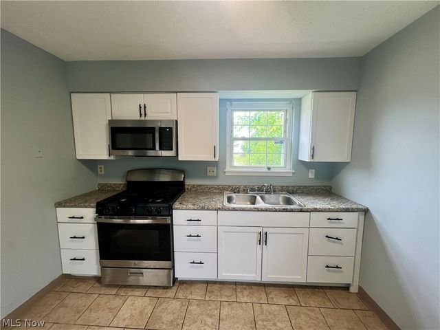 3059 E 73rd Street, Cleveland, OH 44104