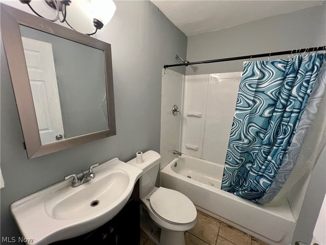 3059 E 73rd Street, Cleveland, OH 44104
