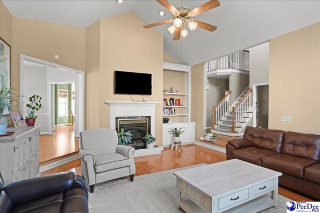 1614 WestView Dr, Florence, SC 29501