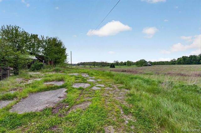 8103 Baldwin Road, Goodrich, MI 48438