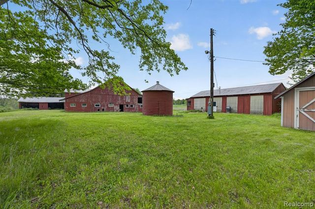 8103 Baldwin Road, Goodrich, MI 48438