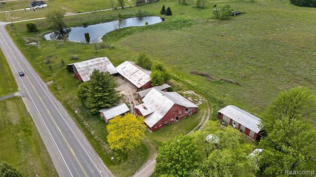 8103 Baldwin Road, Goodrich, MI 48438
