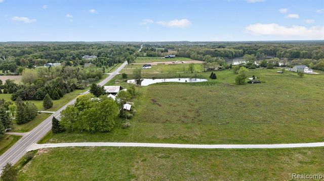 8103 Baldwin Road, Goodrich, MI 48438