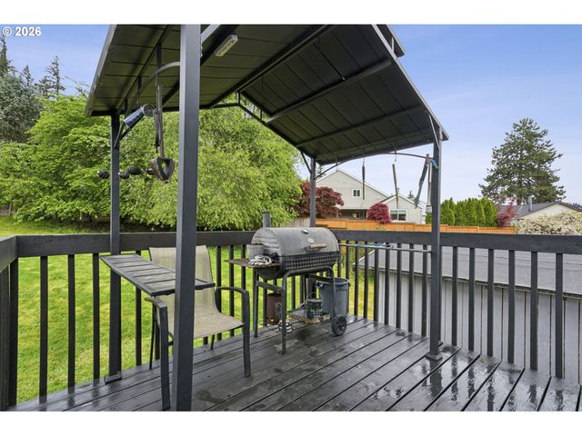 13945 Se 113TH Ct, Clackamas, OR 97015