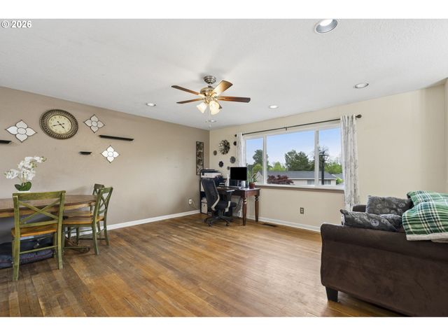 13945 Se 113TH Ct, Clackamas, OR 97015