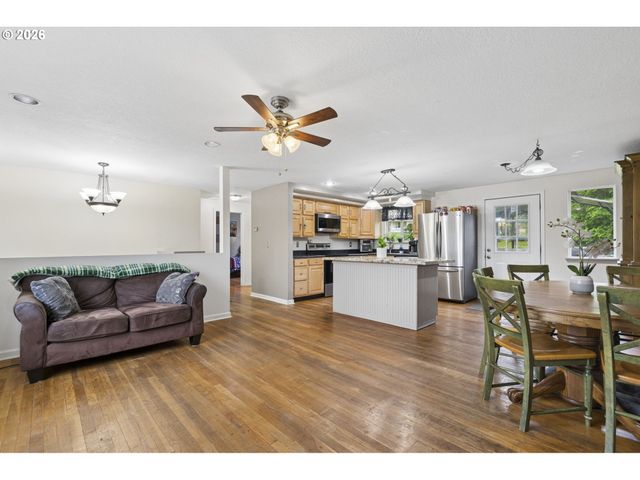 13945 Se 113TH Ct, Clackamas, OR 97015