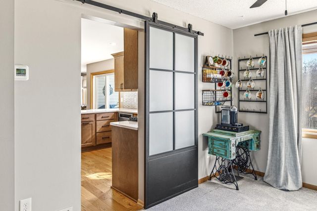 18745 39th Avenue N, Plymouth, MN 55446