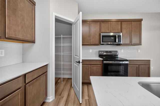 1041 NW Yorktown Drive, Waukee, IA 50263