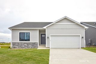 1041 NW Yorktown Drive, Waukee, IA 50263