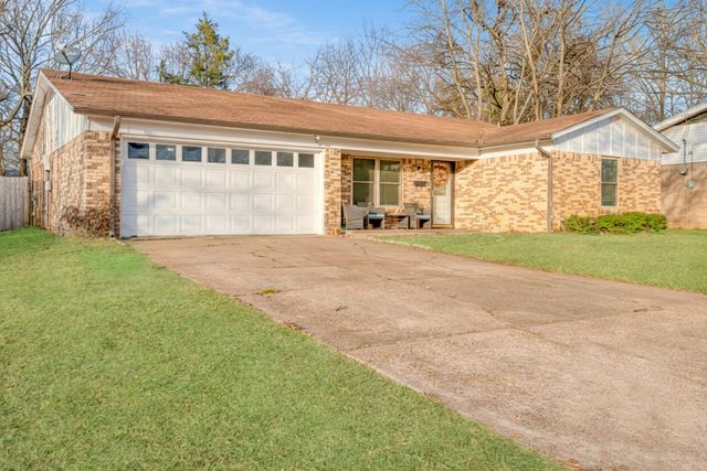 1865 Jackson Street, Paris, TX 75460