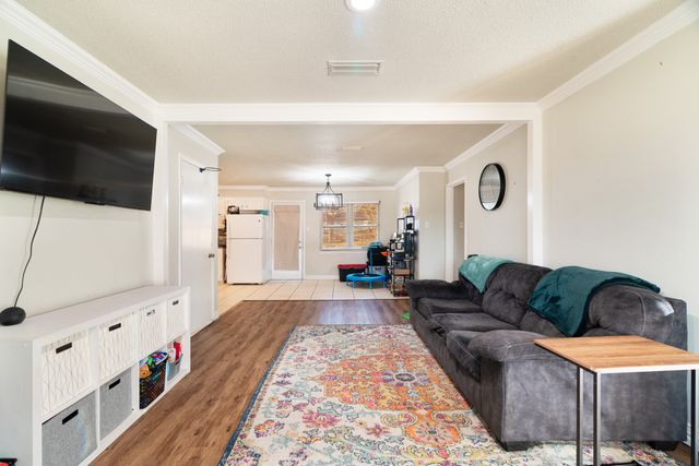 1865 Jackson Street, Paris, TX 75460