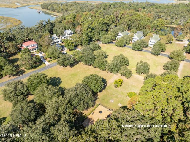 315 Distant Island Drive, Beaufort, SC 29907