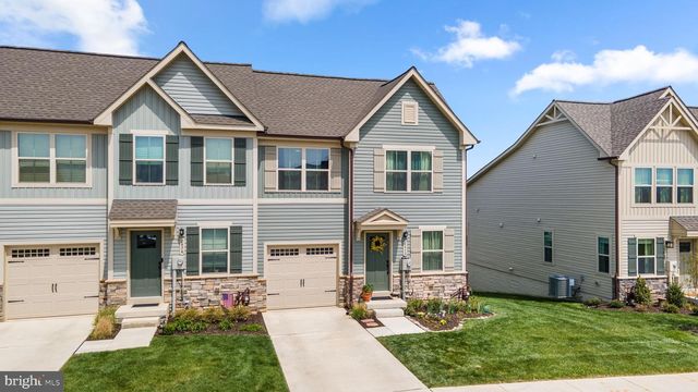 2472 SILVER LEAF DR, Frederick, MD 21702