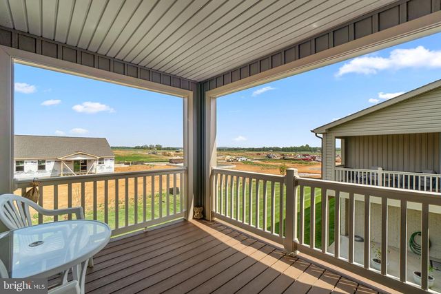 2472 SILVER LEAF DR, Frederick, MD 21702