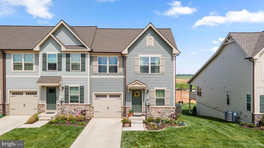 2472 SILVER LEAF DR, Frederick, MD 21702