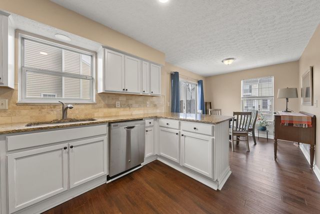 870 Philadelphia Drive, 23F, Westerville, OH 43081