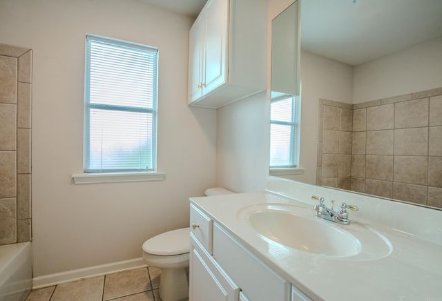 14904 Lamplight Way, Little Rock, AR 72211