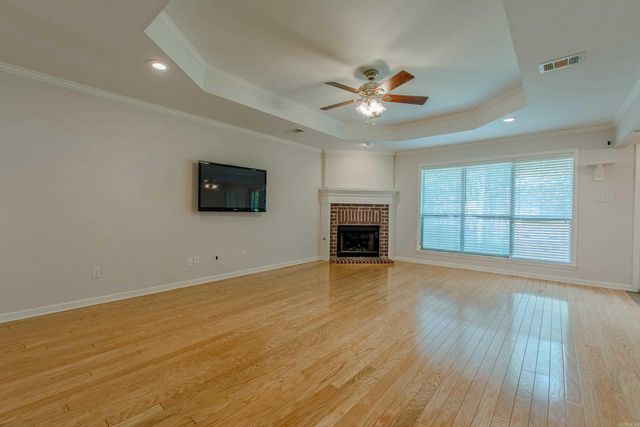 14904 Lamplight Way, Little Rock, AR 72211