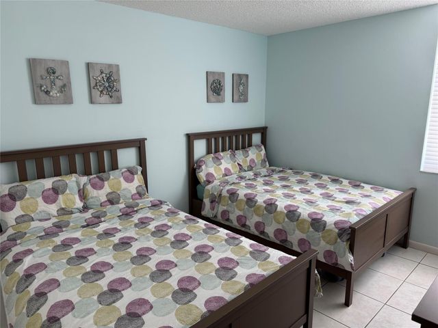 111 Briny Avenue 26-11, Pompano Beach, FL 33062