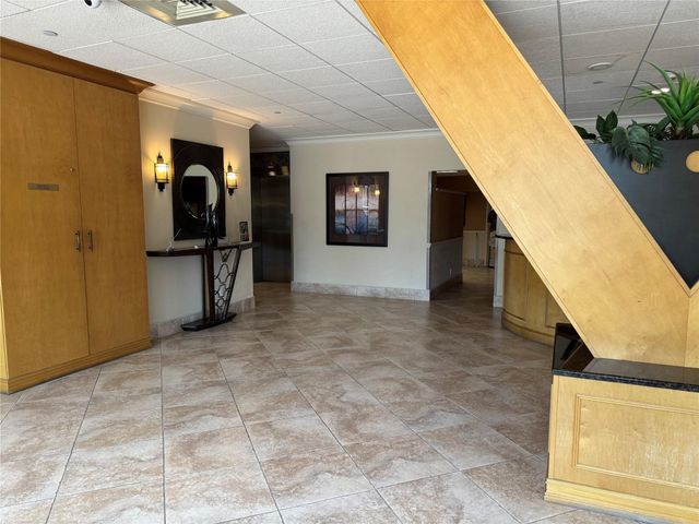 111 Briny Avenue 26-11, Pompano Beach, FL 33062